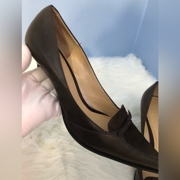 Ann Taylor Suede heels, pumps, shoes - Picture 6 of 9